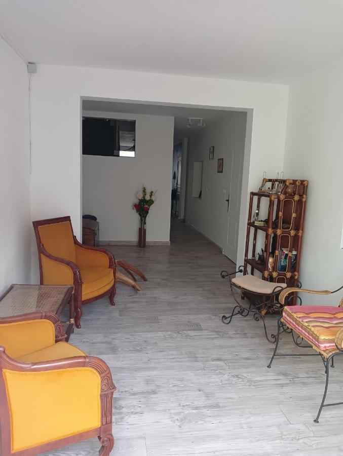 Maison De Ville Saint-Nazaire-d'Aude Bagian luar foto